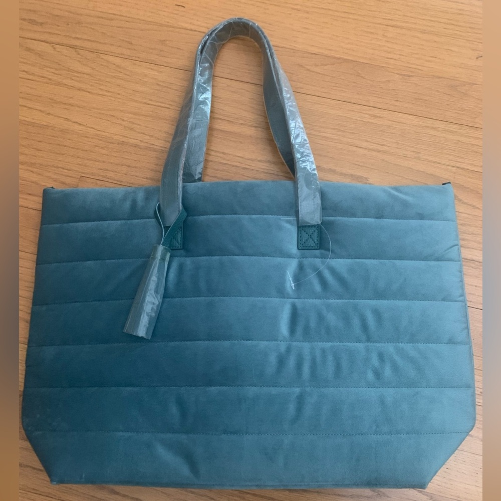 Quilted tote bag